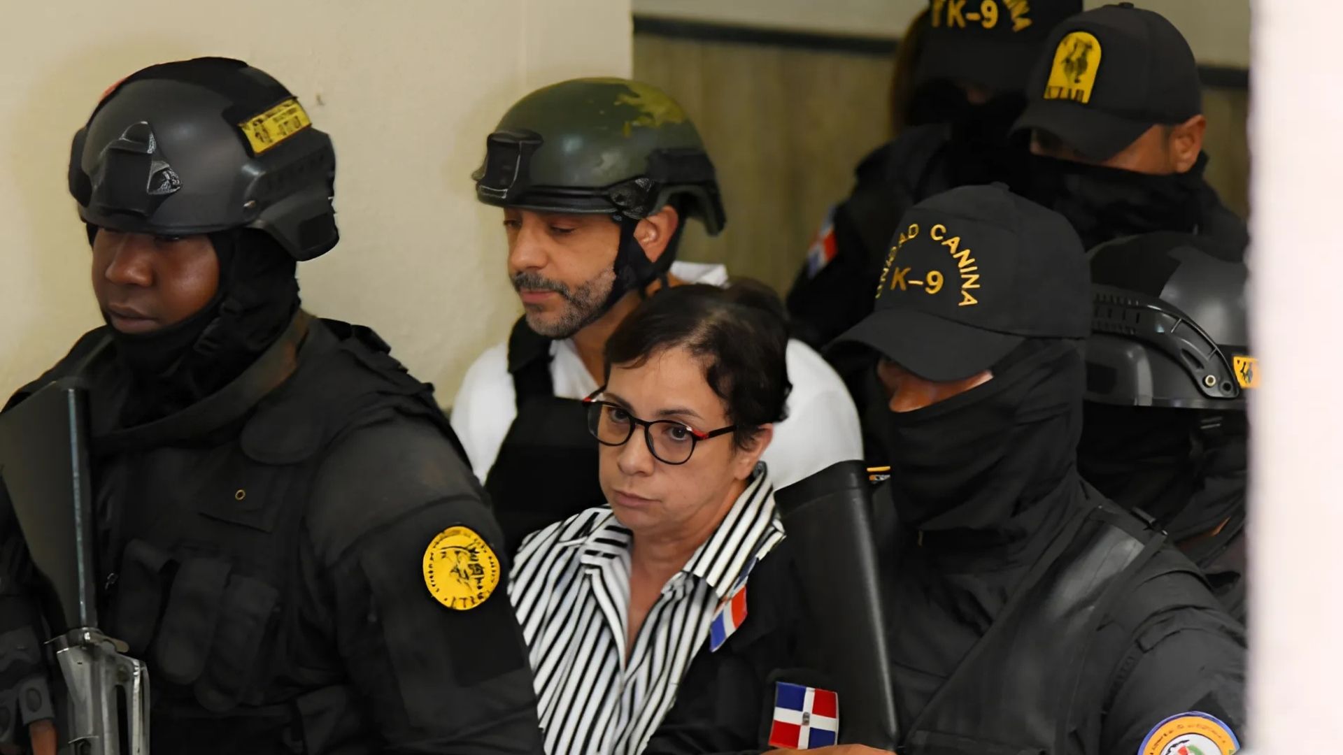 Hermanos Espaillat acudirán hoy a presentación periódica por caso Jet Set