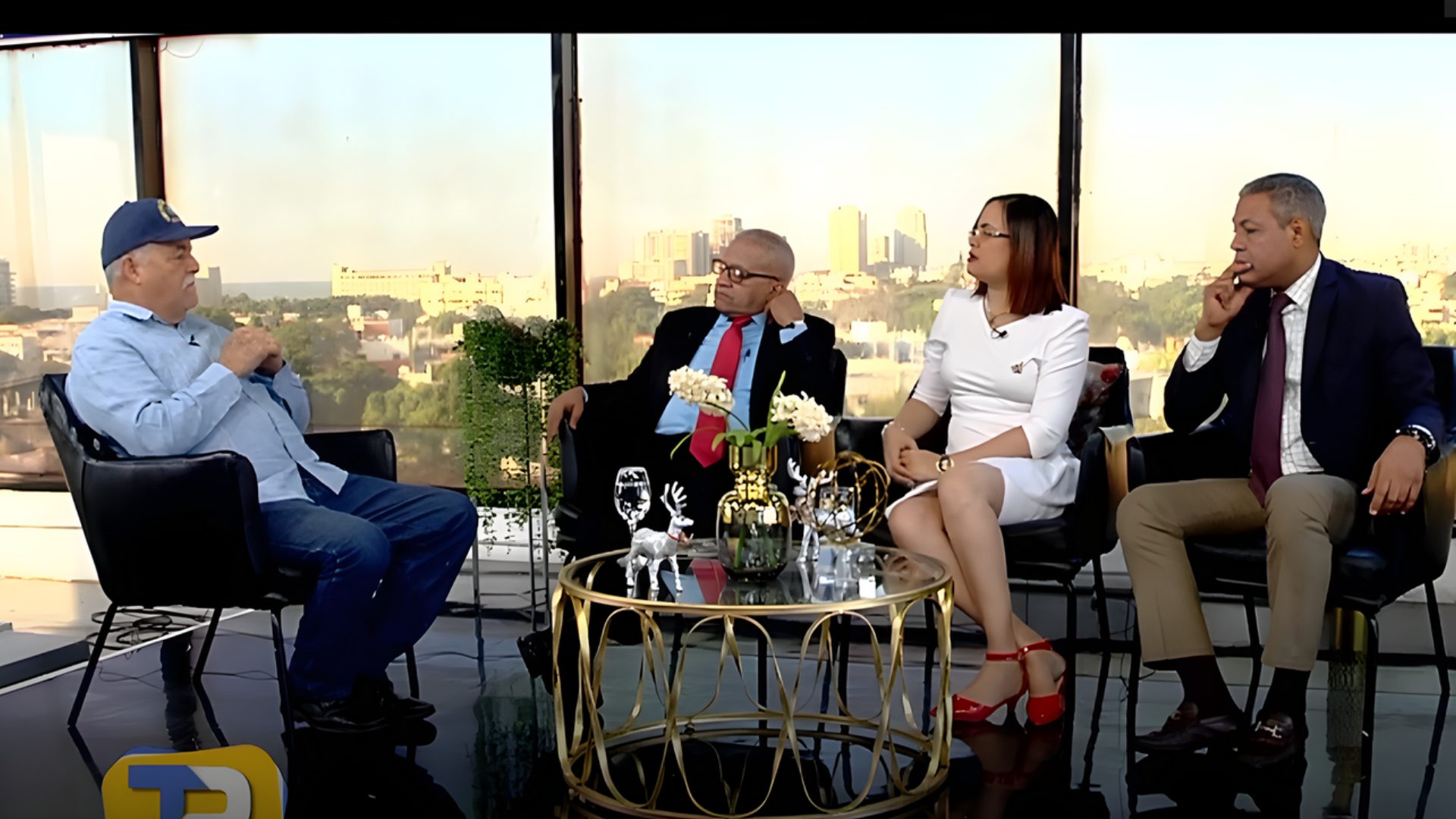 video:-urge-reforma-policial-mas-efectiva-ante-crisis-que-enfrenta-la-justicia-en-rd