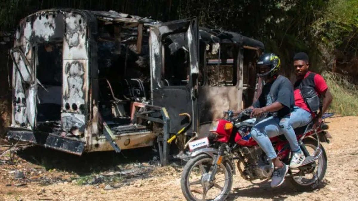 Liberan a 13 de los 60 rehenes secuestrados por una banda en Kenscoff, Haití