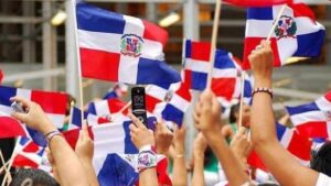 Instan dominicanos tomar medidas precaución por advertencia gobernadora NY ante posible alza precios