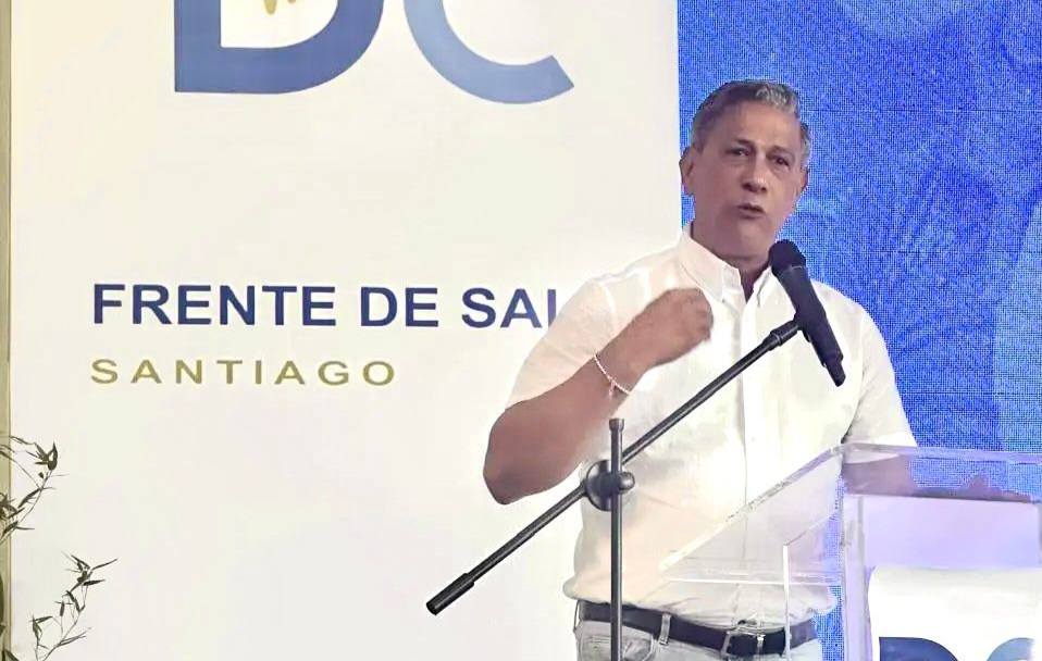 Robinson Díaz destaca respaldo del sector salud de Santiago a David Collado rumbo al 2028