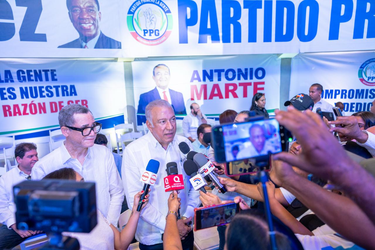 Andrés Bautista pide a partidos no politizar la educación