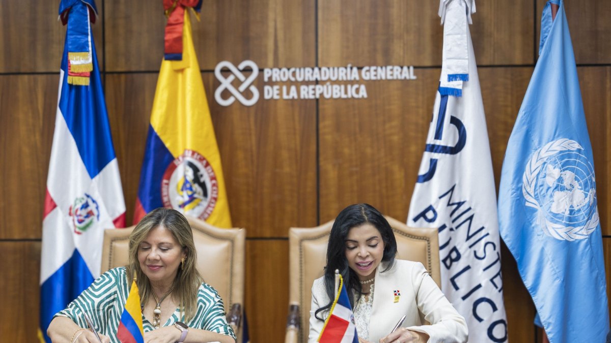 Procuraduría firma acuerdo con fiscalía de Colombia para combatir delitos