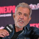 Mel Gibson pide disculpas tras imitar a una intérprete de lengua de señas