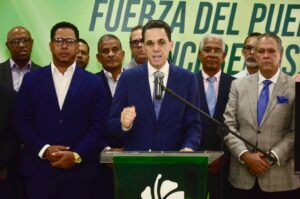FP denuncia aumento de quejas por apagones, facturas elevadas y déficit en las EDEs