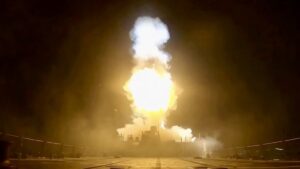 ¡Arrecia la guerra! Irán y Estados Unidos realizan bombardeos masivos contra bases militares