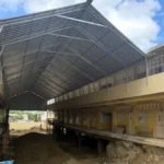 Más de 800 niños quedan fuera de las aulas por retraso en entrega de escuela Rafaela Jiminián