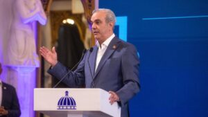 Presidente Abinader retoma hoy las preguntas sin filtros tras tensiones con la prensa