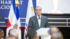 abinader-destaca-reduccion-de-la-pobreza-y-los-avances-sociales-de-su-gestion