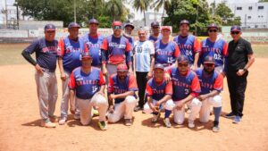 amigos-de-bolivar-y-reales-de-romerillo-dividen-en-softbol