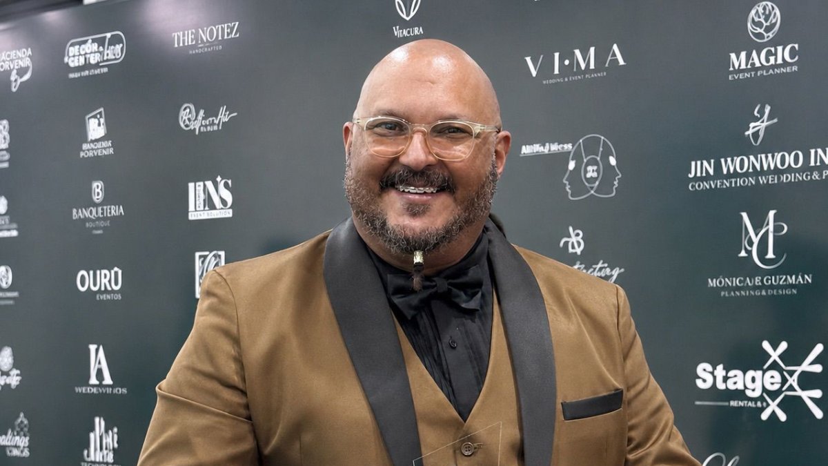 Leo Suberví suma su tercer galardón consecutivo en los Premios LAWA de Ecuador