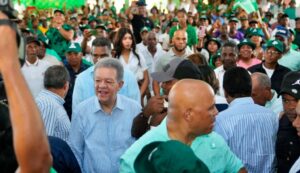 leonel-afirma-dirigentes-del-prm-se-estan-sumando-a-la-fuerza-del-pueblo-en-todo-el-pais