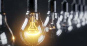 Reportaje- Hasta los funcionarios se están quejando de alzas tarifa eléctrica y apagones