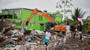 El Gobierno colombiano presenta programa de recuperación para las zonas afectadas por el terremoto en Chocó