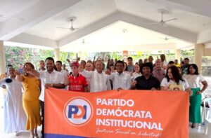 Ismael Reyes juramenta dirección municipal del PDI en Santo Domingo Oeste