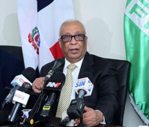 Daniel Toribio: “La deuda no ha bajado; lo que disminuyó fue su relación con el PIB”