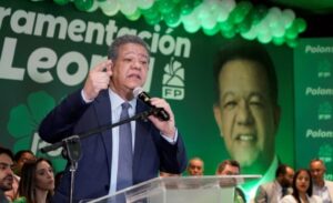 Leonel llama a fortalecer la Fuerza del Pueblo con capacitación permanente y formación política