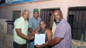 Indemnizan a tres familias para continuar proyecto de drenaje pluvial en La Piña