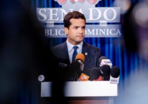 Omar Fernández rechaza enseñanza de creole en las escuelas dominicanas
