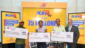 de-repartidor-de-pan-a-millonario:-entregan-75-millones-a-tres-nuevos-ganadores-de-la-loteria