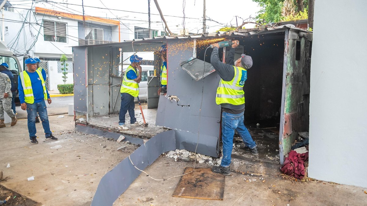 Retiran casetas instaladas en espacio público del sector Costa Brava