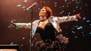 “Ya me acomodaron la cadera”: Alejandra Guzmán dice que está bien tras accidente en concierto