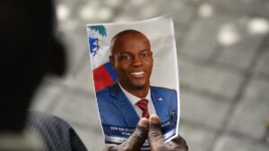 Joseph Felix Badio y 17 sospechosos fueron trasladados de Haití a Florida por el asesinato del presidente Jovenel Moïse en 2021