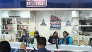 Jóvenes de Juventud en Voz Alta alcanzan las 480 horas y extienden el reto hasta las 500