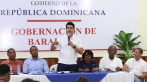 INAPA aborda con comunitarios de Barahona acciones para mejorar el servicio de agua potable