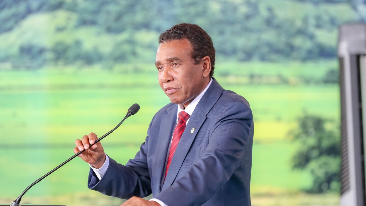 Senado aprueba ley que prohíbe exportar mercancías elaboradas en base a trabajo forzoso