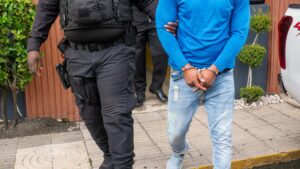 Entregan a Puerto Rico a «El Negro Amante», dominicano pedido en extradición por asesinato