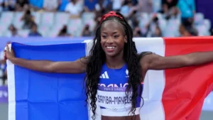 Suspenden medallista olímpica Cyréna Samba-Mayela