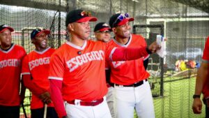Ramón Santiago traza la meta del Escogido: ganar el tercer campeonato seguido