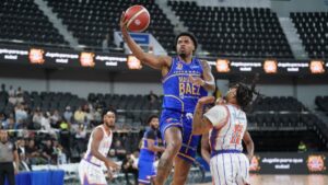 Mauricio Báez vence a Huellas con 14 puntos de Jhery Matos y 13 de Carlos Pepin