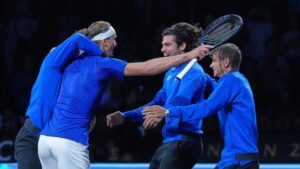Alexander Zverev obtiene el punto que retorna la Copa Laver a Europa