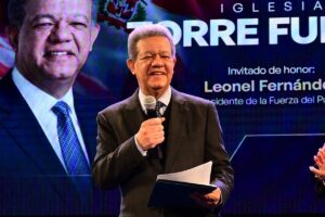 leonel-afirma-que-la-labor-de-las-iglesias-es-“imprescindible”-y-asegura-que-“es-necesario-volver-el-rostro-hacia-dios”