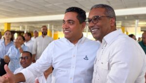 Agustín Burgos proclamado coordinador de campaña de David Collado en La Vega
