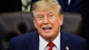 Trump espera retomar esta semana las negociaciones con Irán tras rechazar su propuesta