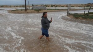 Alerta en el Pacífico: Huracán Polo amenaza a México con lluvias y vientos mientras Nolo pierde fuerza frente a Hawái