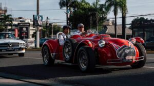 El Distinguished Gentleman’s Drive moviliza a Santo Domingo a favor de la salud masculina