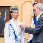 Abinader condecora a Joheirry Mola, Miss Mundo 2026, con la Medalla al Mérito Civil
