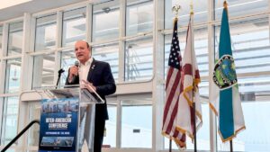 Alcalde Ulises Rodríguez destaca en Miami transformación de Santiago y oportunidades de inversión