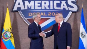Trump elogia a Abinader y revela que le preguntó si quería que cambie a la embajadora Leah Campos