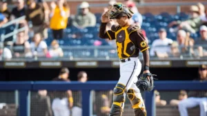 Ethan Salas convertirá en el receptor más joven en la postemporada de la MLB