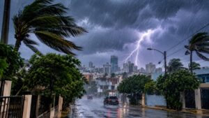 Este fin de semana se esperan aguaceros, tronadas y ráfagas de viento por vaguada y humedad