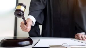 Prisión preventiva para hombre que agredió a su madre, su hermana y su sobrino con autismo
