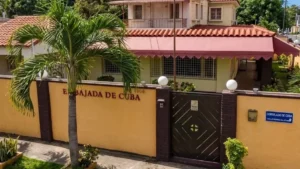 Embajada de Cuba convoca a encuentro sobre la crisis y transformaciones energéticas