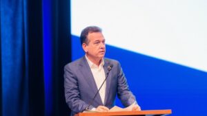 Canciller se va por tangente sobre caso municiones