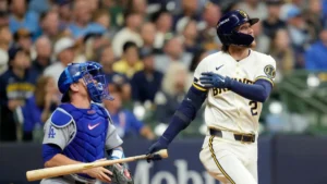 Brewers vencen a Dodgers en el inicio de la Serie de Campeonato de la Liga Nacional