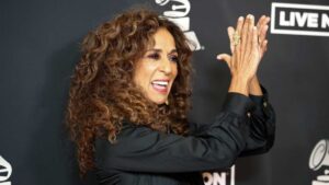 ¿Listos para cantar con Rosario Flores? La artista cerrará este fin de semana en el país su “Universo de Ley Tour”